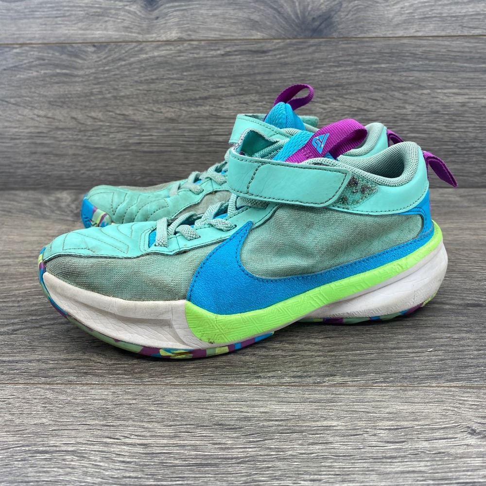 Nike Zoom Freak 5‎ Low Greece X Nigeria Sneakers Kids Size 2 Y Aqua DZ4485-300